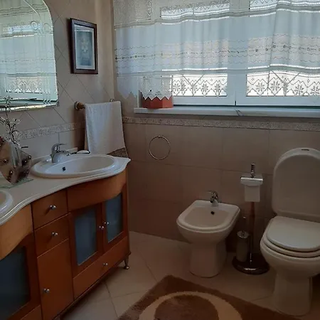 Maria Inês House 3*