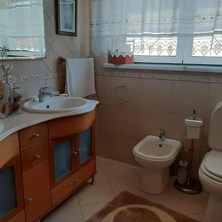 Maria Ines House 3* 纳扎雷