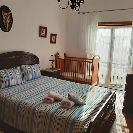 Maria Ines House 纳扎雷